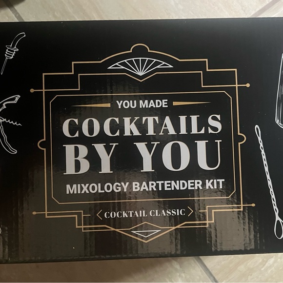 Bartender Set - Picture 9 of 10